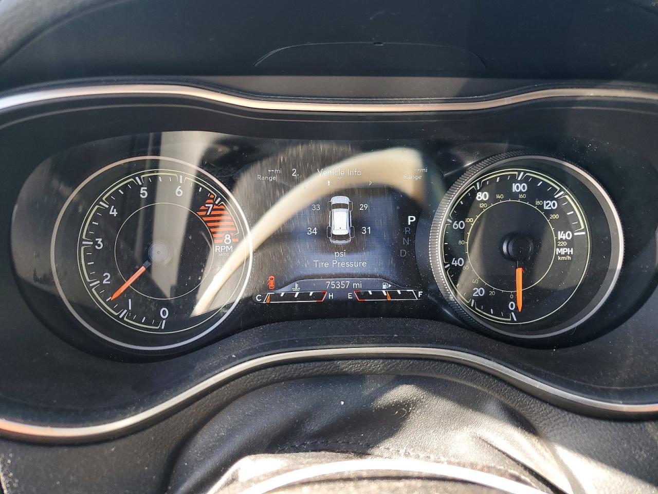 2021 Jeep Cherokee Limited - zdjęcie 9