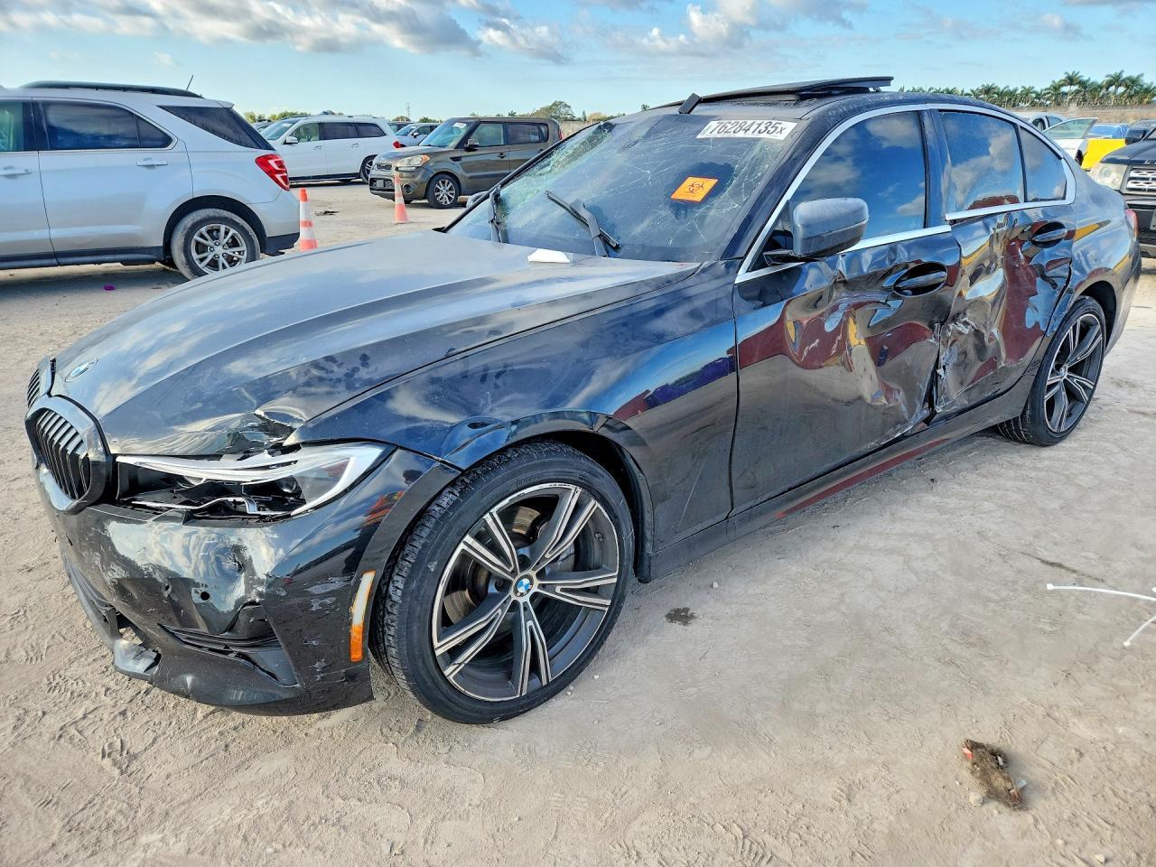 2022 BMW 330I - zdjęcie główne
