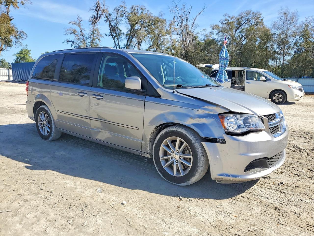 2014 Dodge Grand Caravan Sxt - zdjęcie 4