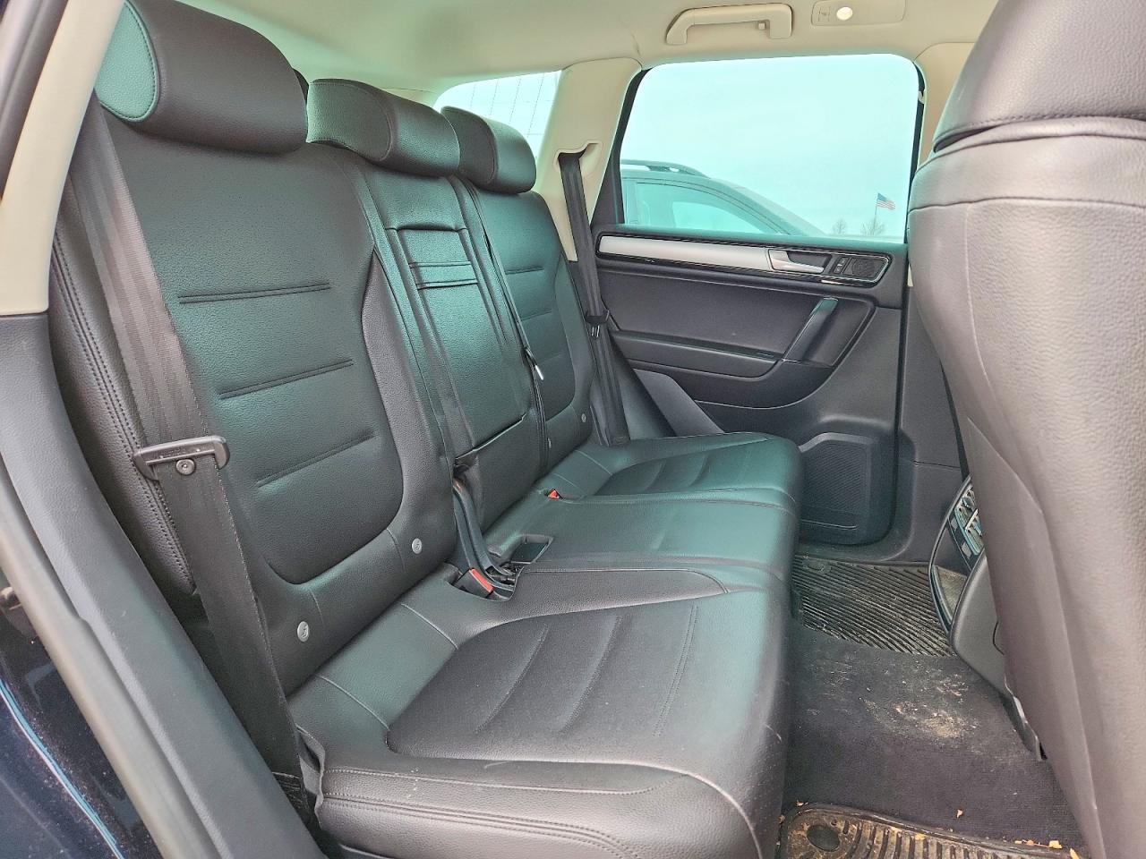 2016 Volkswagen Touareg Tdi - zdjęcie 11