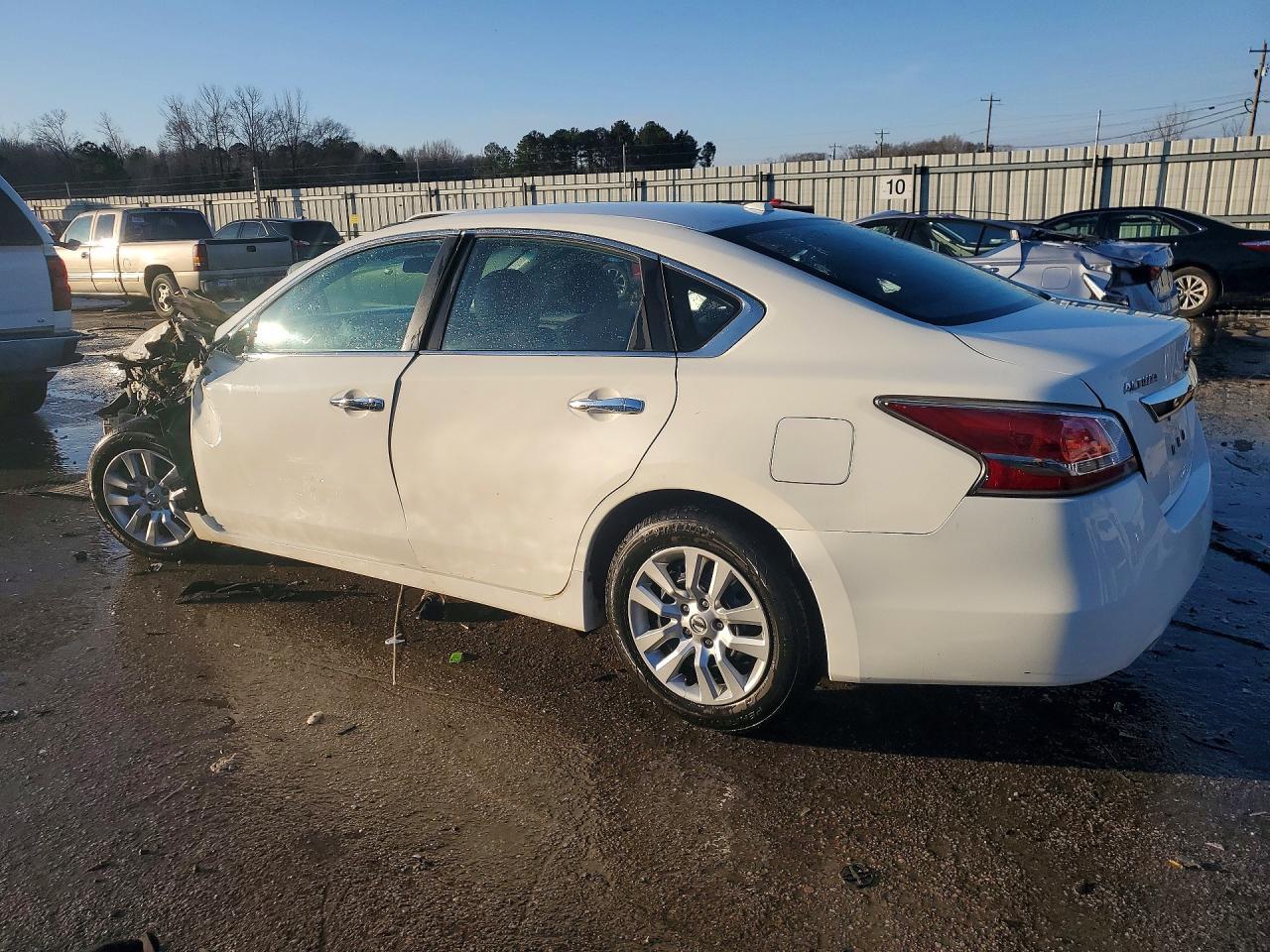 2015 Nissan Altima 2.5 S - zdjęcie 2