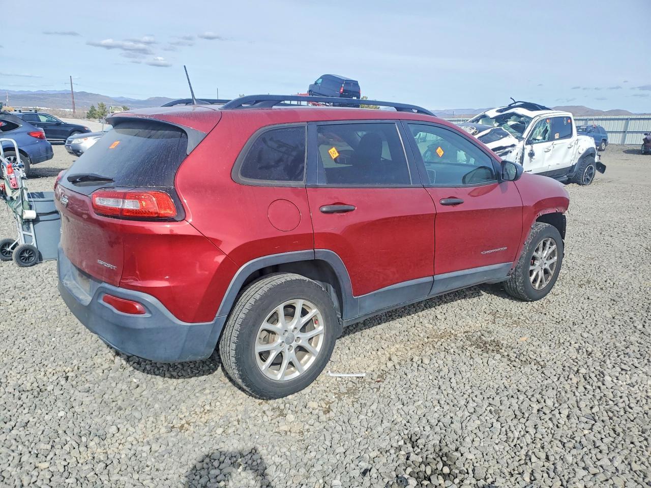 2017 Jeep Cherokee Sport - zdjęcie 3