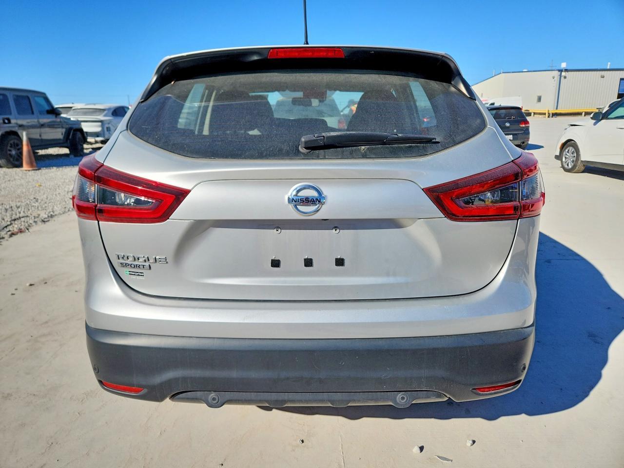 2021 Nissan Rogue Sport S - zdjęcie 6