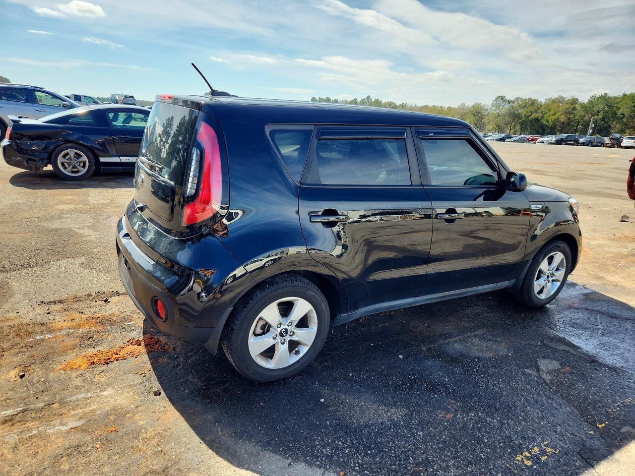 2019 Kia Soul Base - zdjęcie 3
