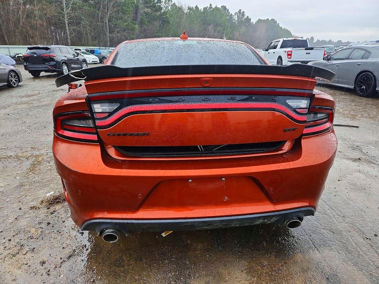 2020 Dodge Charger Gt - zdjęcie 6