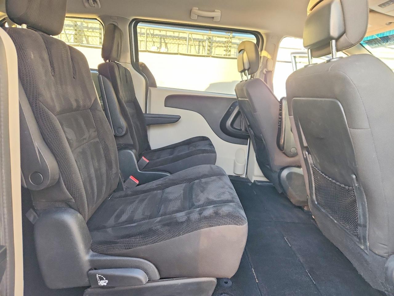 2017 Dodge Grand Caravan Se - zdjęcie 11