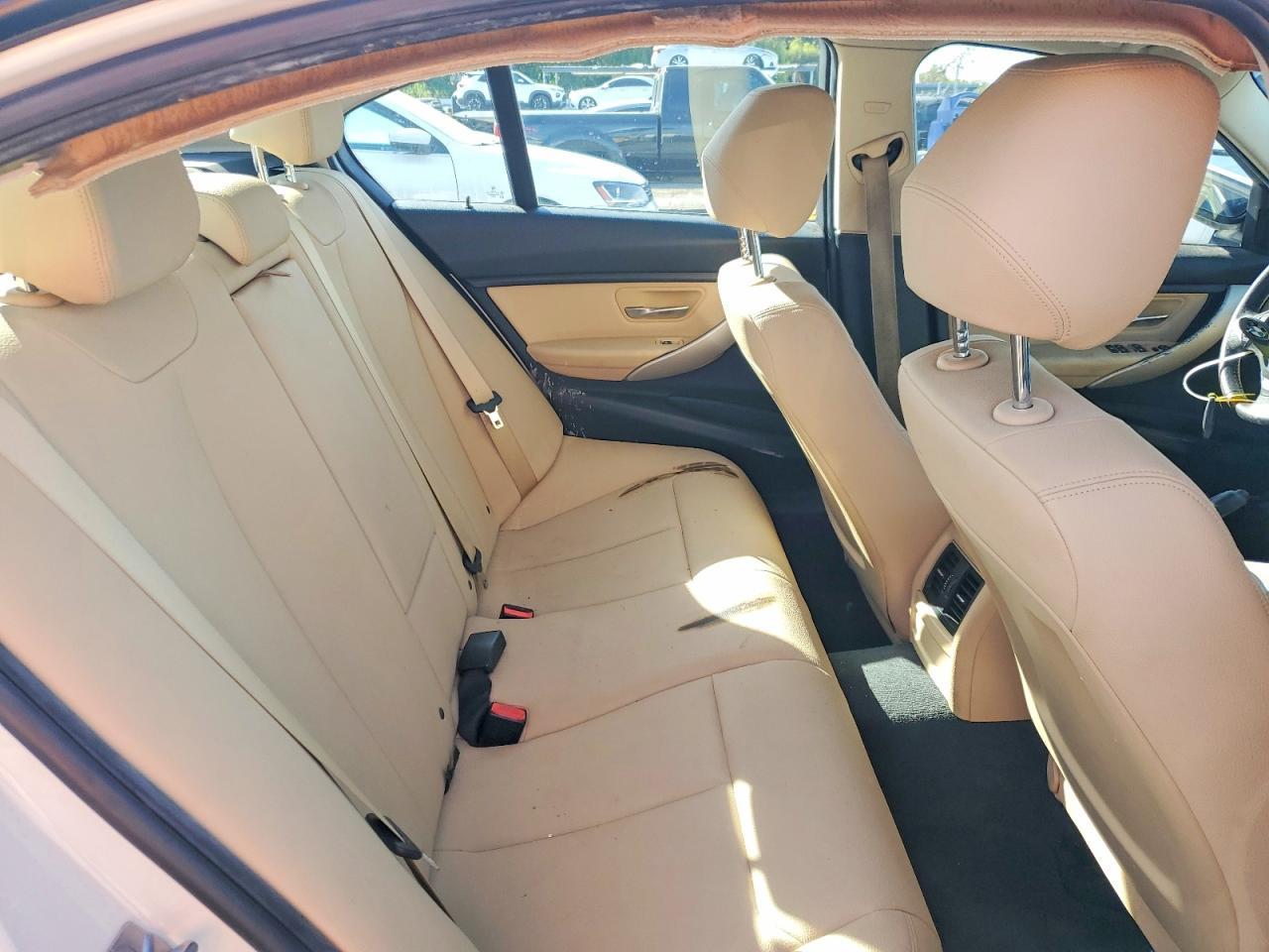 2018 BMW 320 I - zdjęcie 10