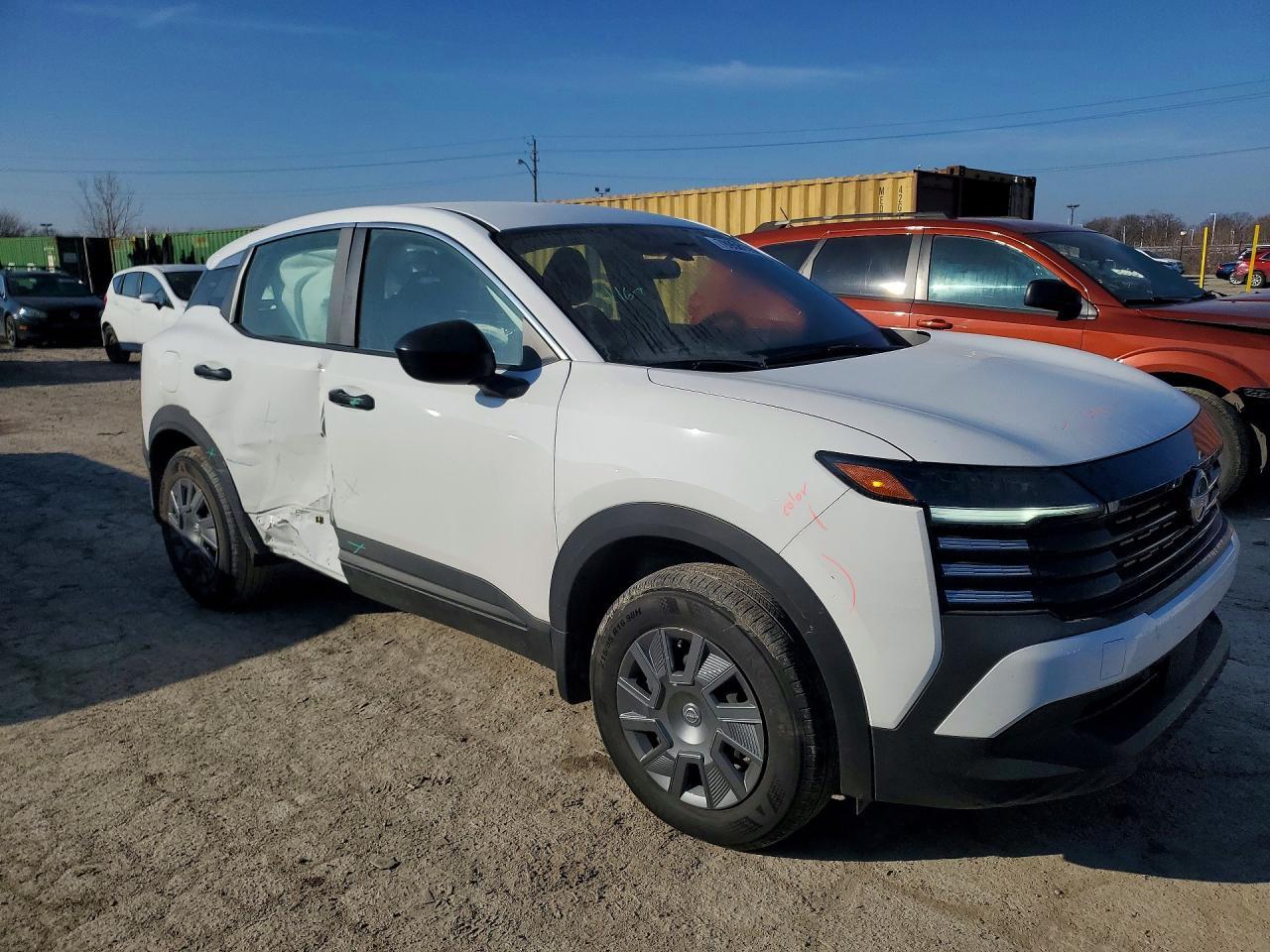 2025 Nissan Kicks S - zdjęcie 4