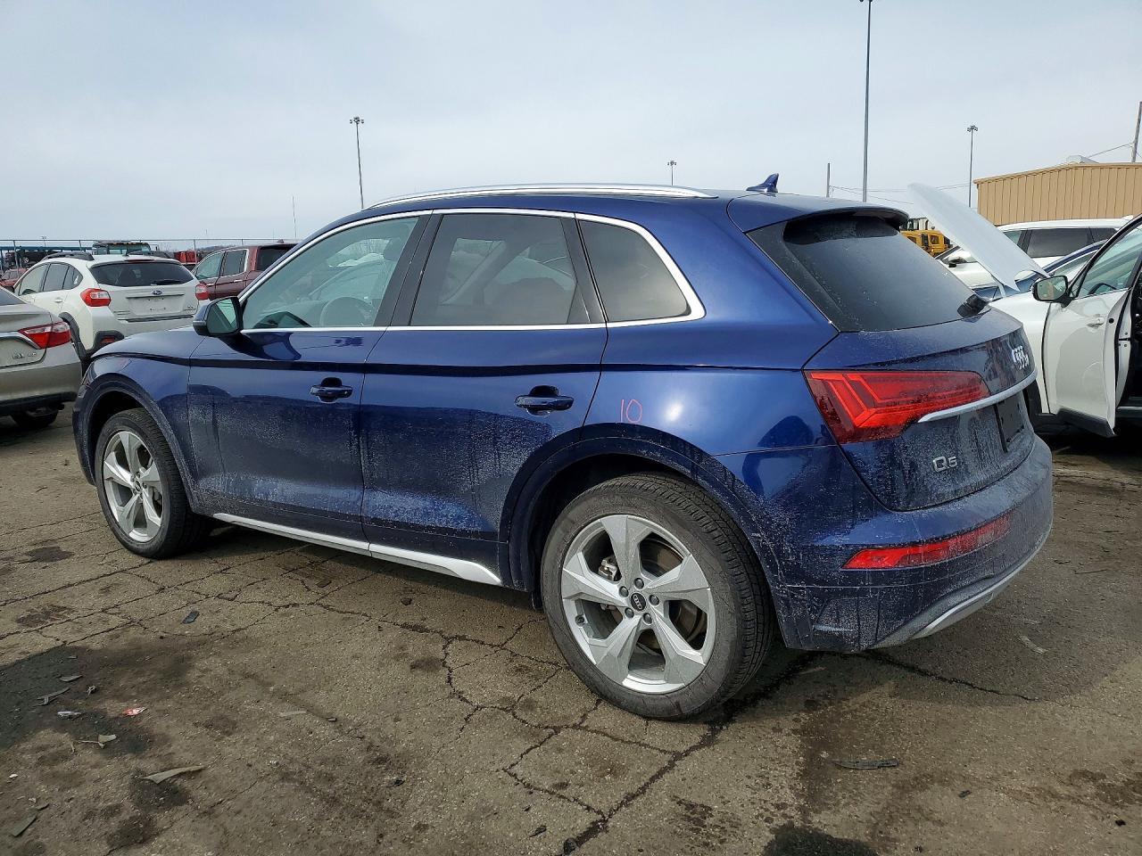 2021 Audi Q5 Premium Plus - zdjęcie 2