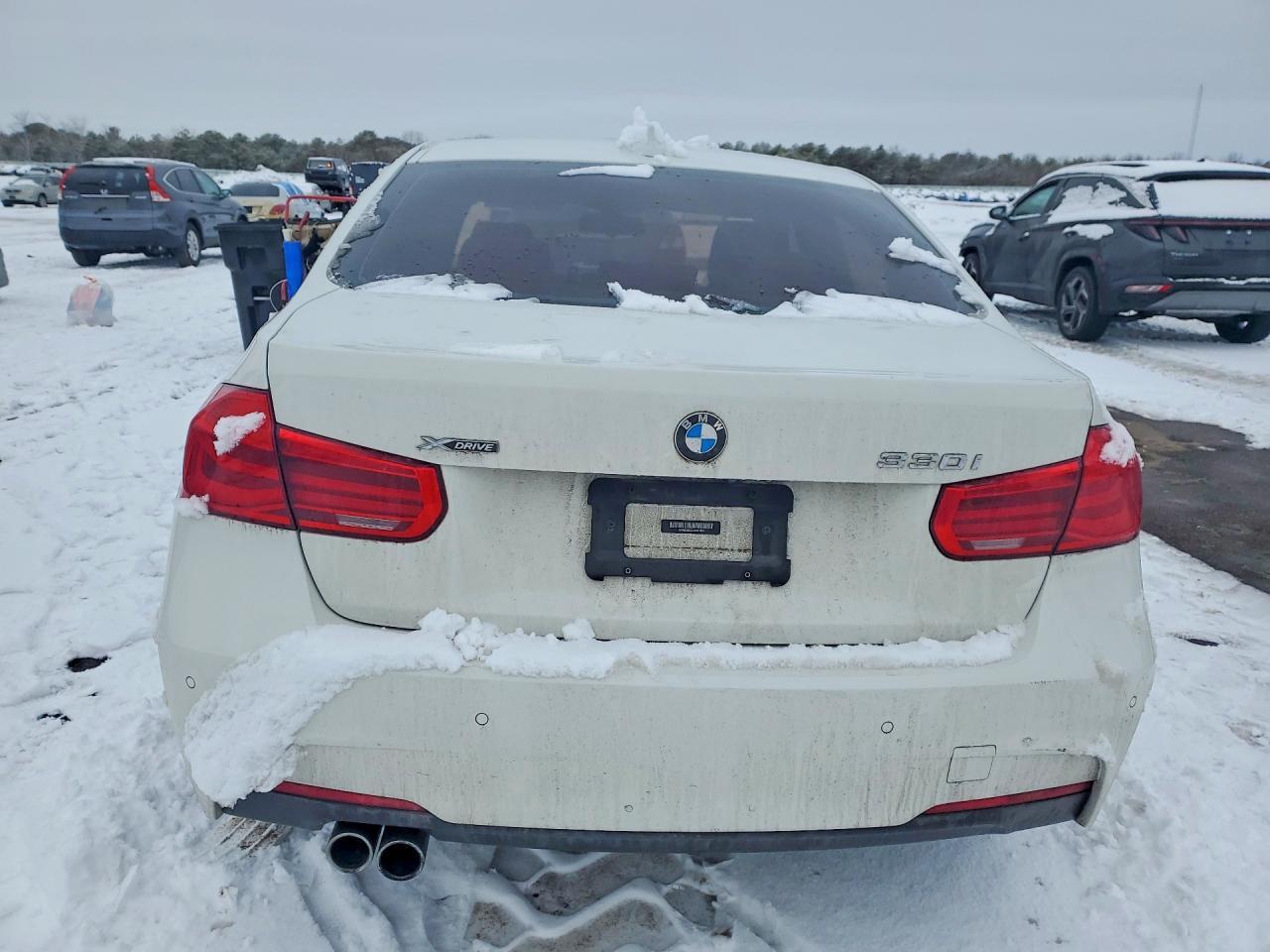 2018 BMW 330 Xi - zdjęcie 6