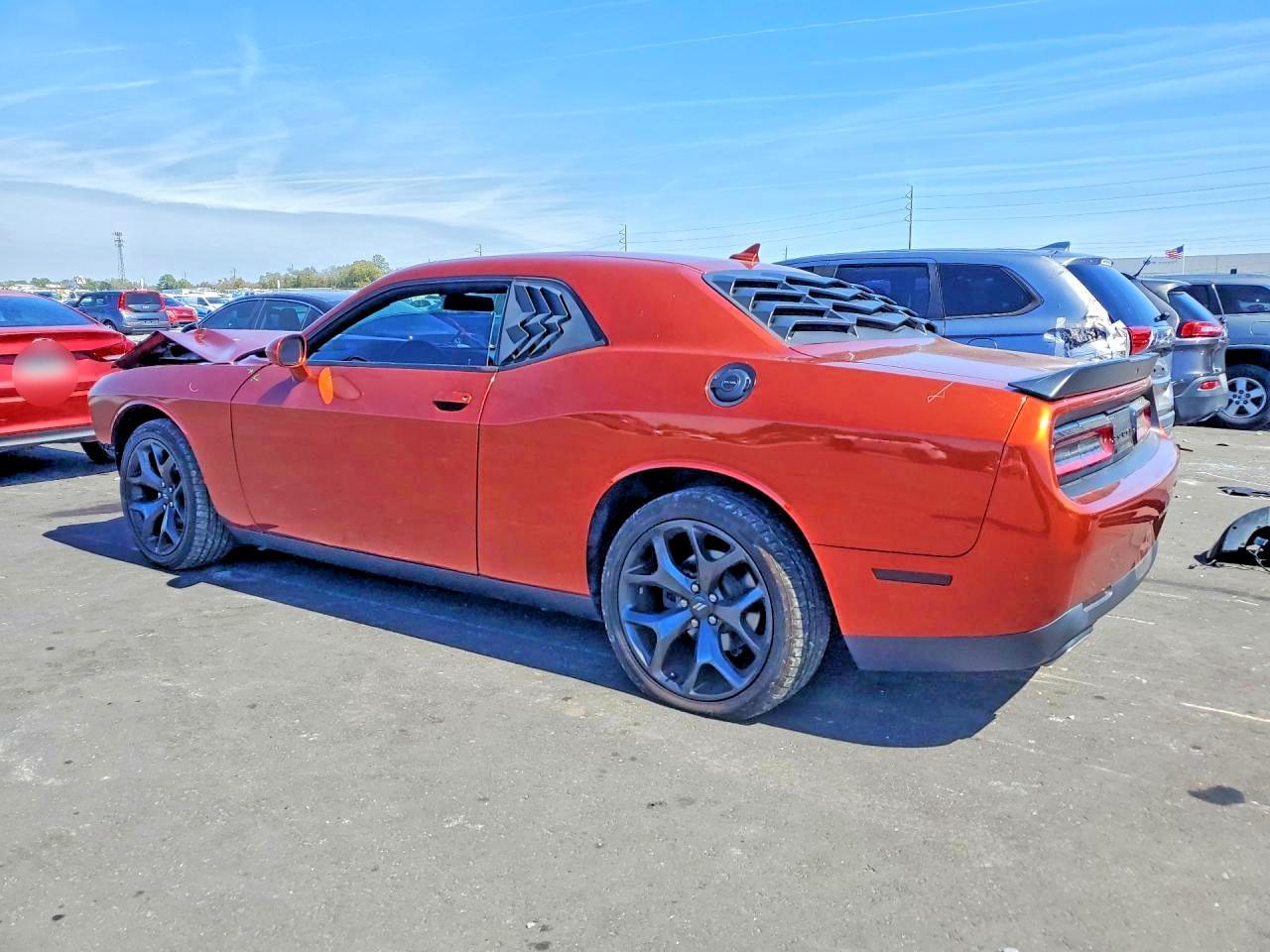 2020 Dodge Challenger Sxt - zdjęcie 2