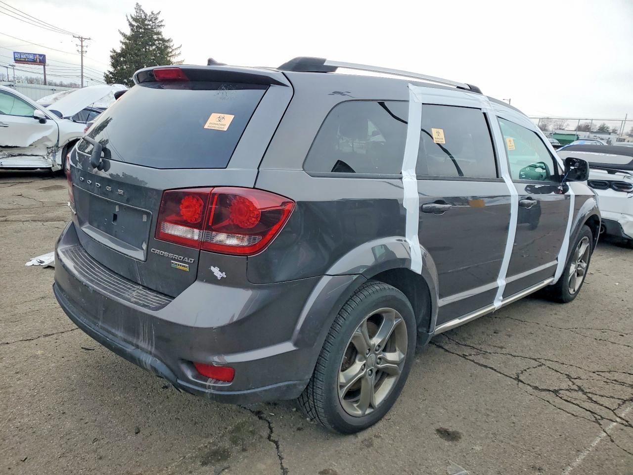 2017 Dodge Journey Crossroad - zdjęcie 3
