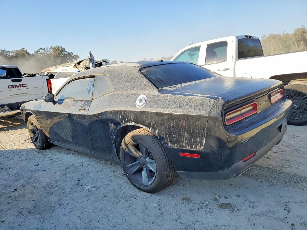 2015 Dodge Challenger Sxt - zdjęcie 2