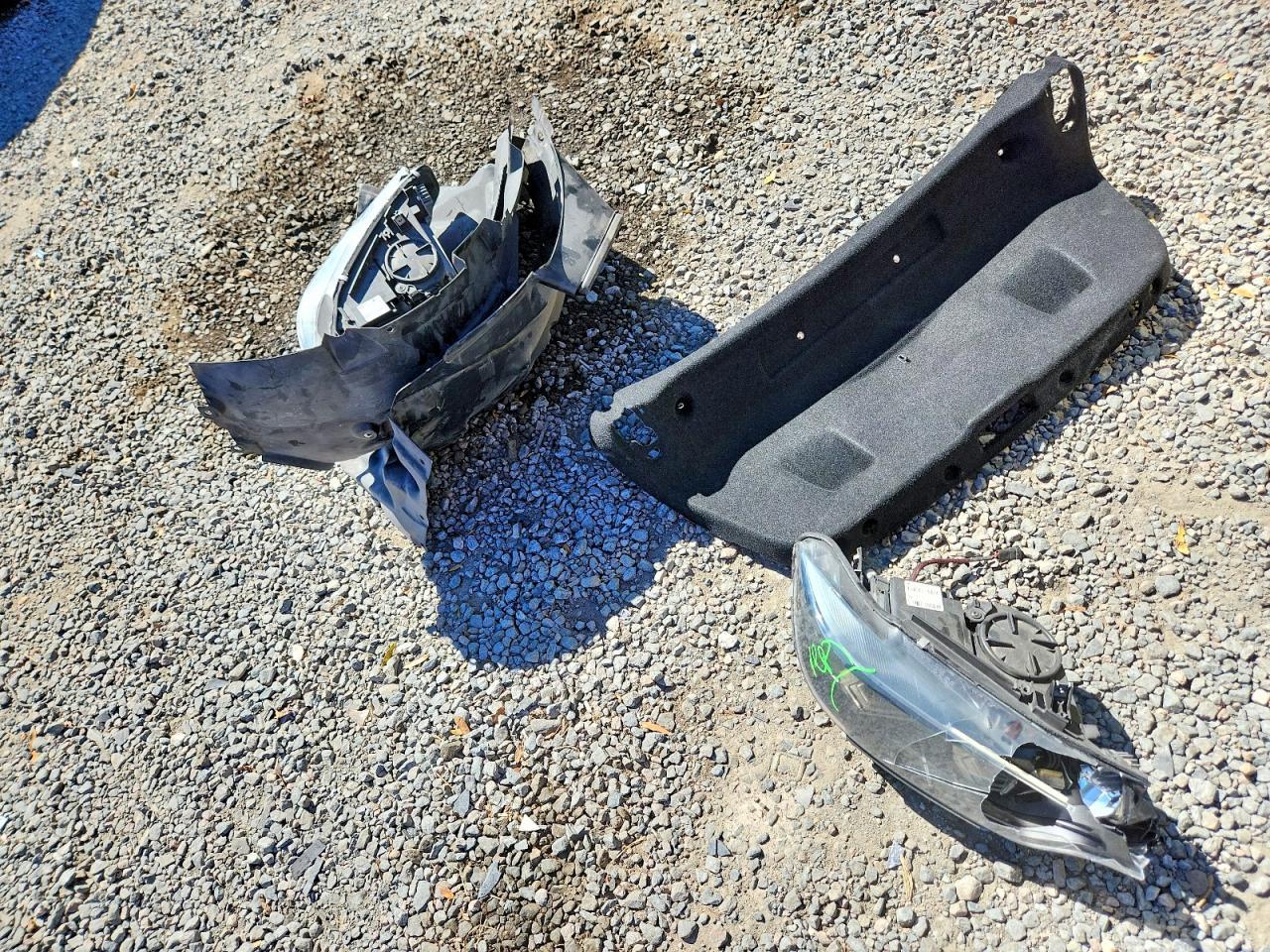 2015 BMW M4 - zdjęcie 12