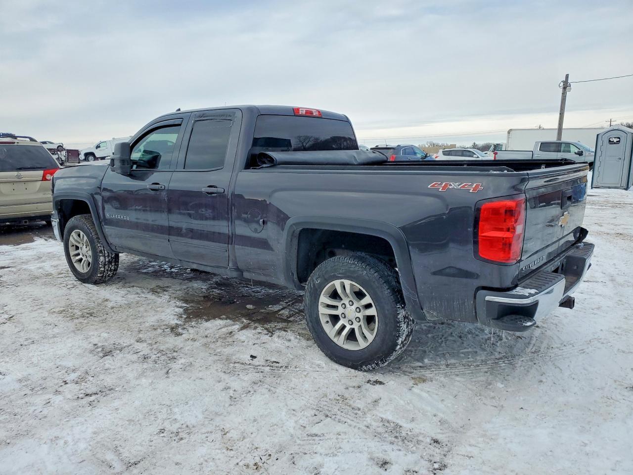 2015 Chevrolet Silverado K1500 Lt - zdjęcie 2