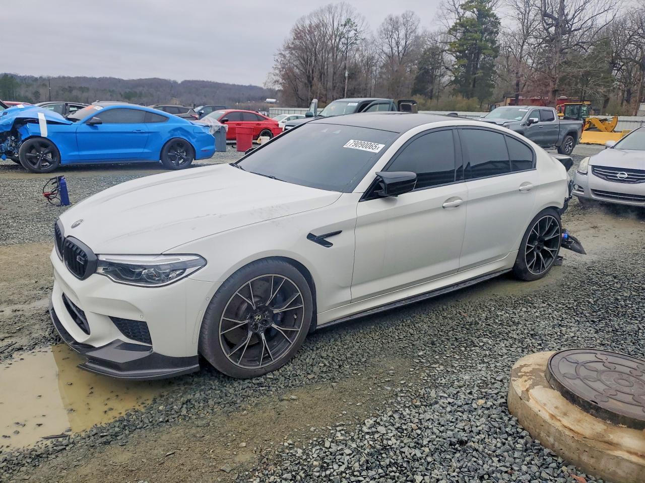 2019 BMW M5 - zdjęcie główne