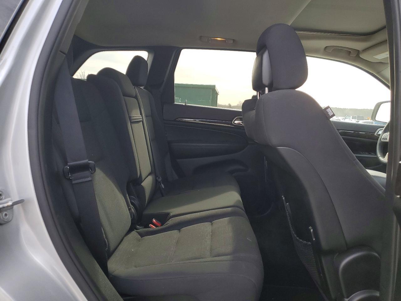 2013 Jeep Grand Cherokee Laredo - zdjęcie 11