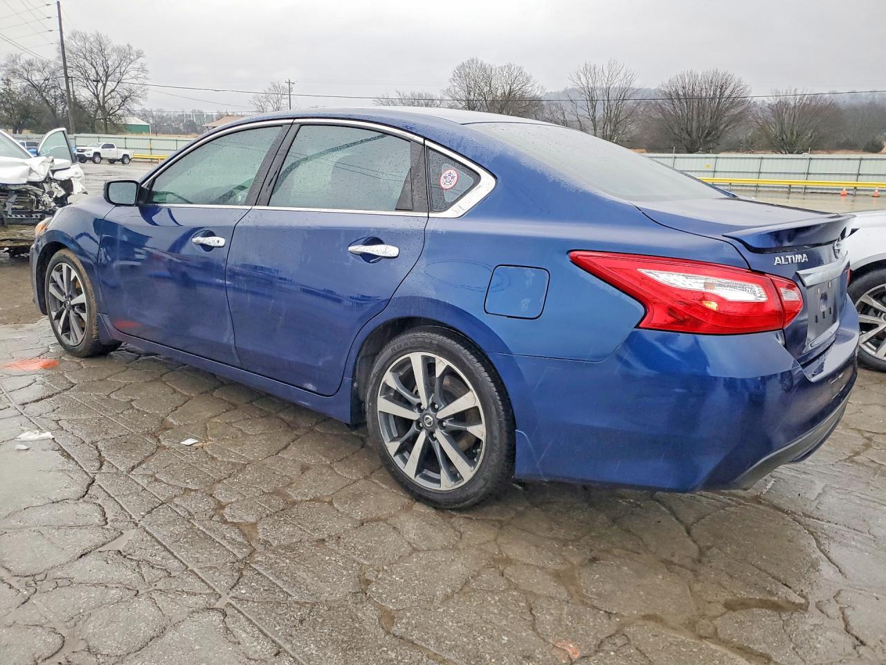 2016 Nissan Altima 2.5 - zdjęcie 2