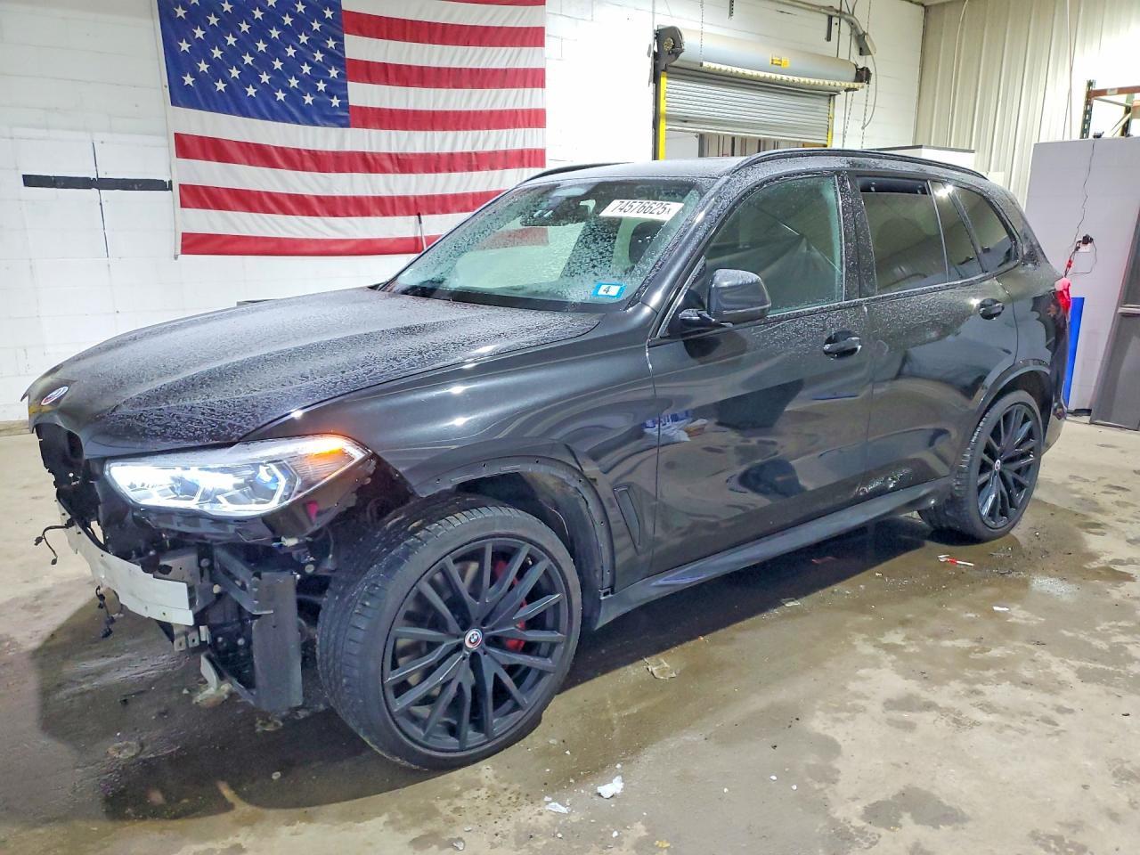2022 BMW X5 M50I - zdjęcie główne