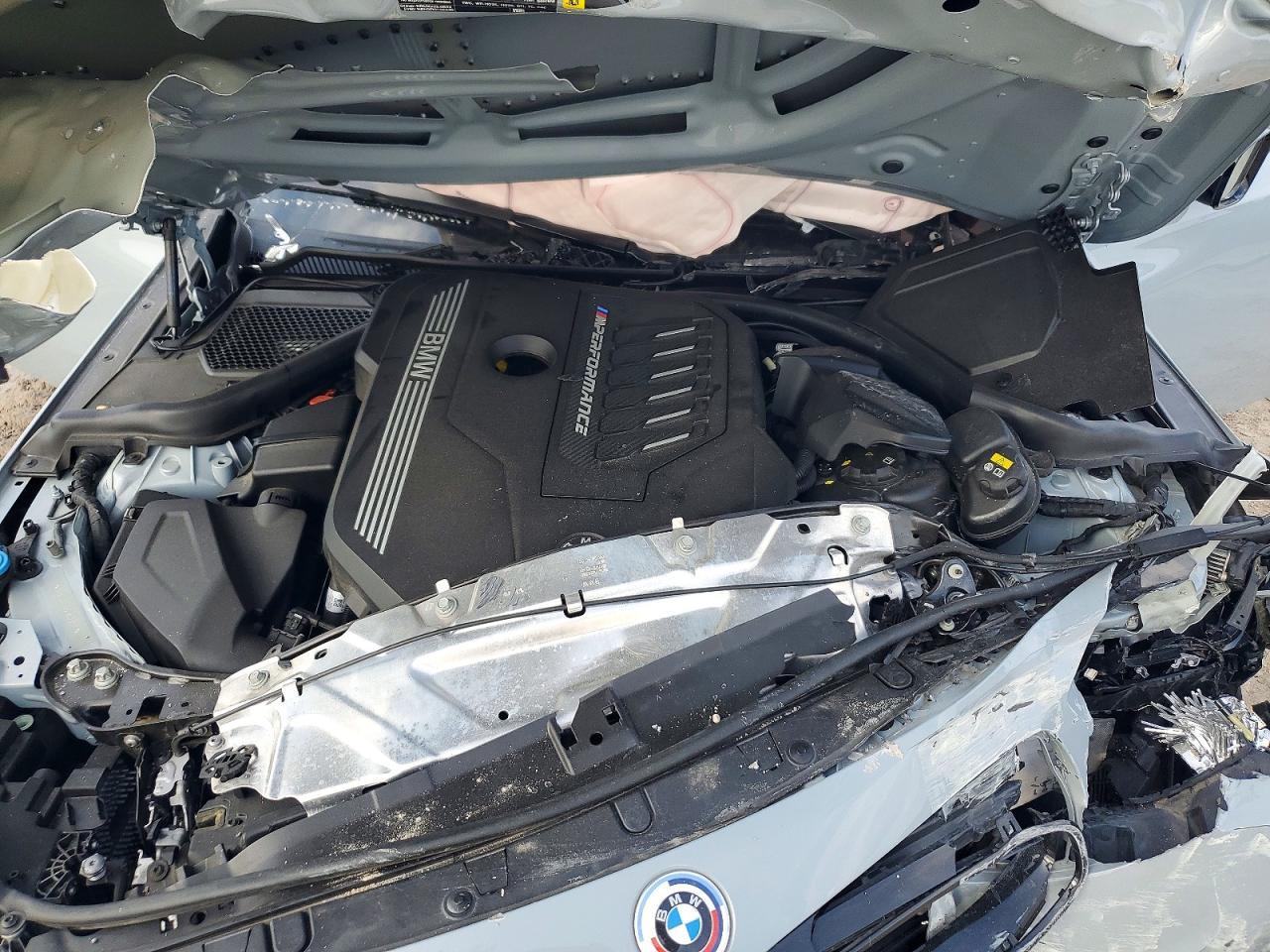 2022 BMW Motorrad M240Xi - zdjęcie 11