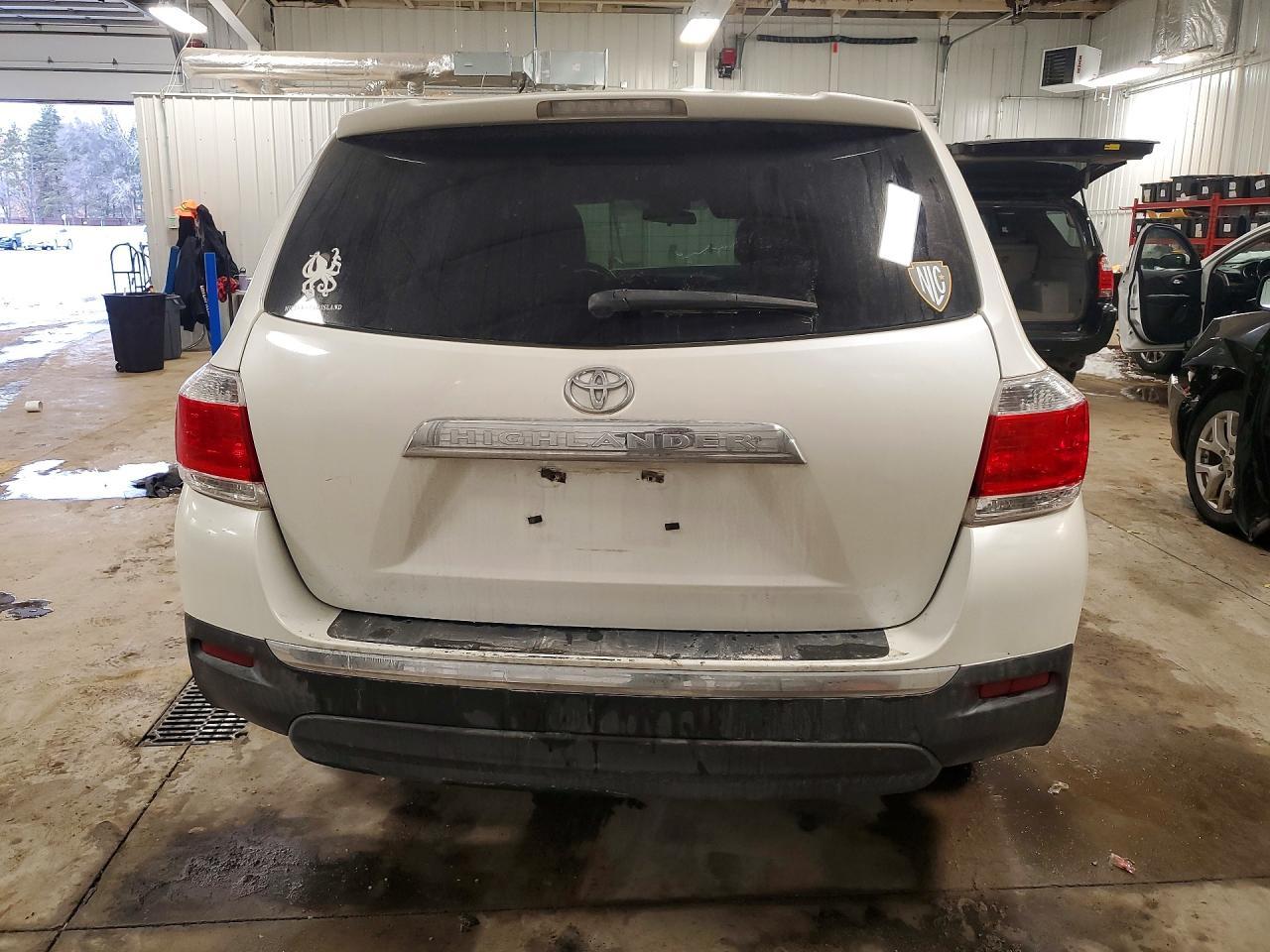 2013 Toyota Highlander Base - zdjęcie 6