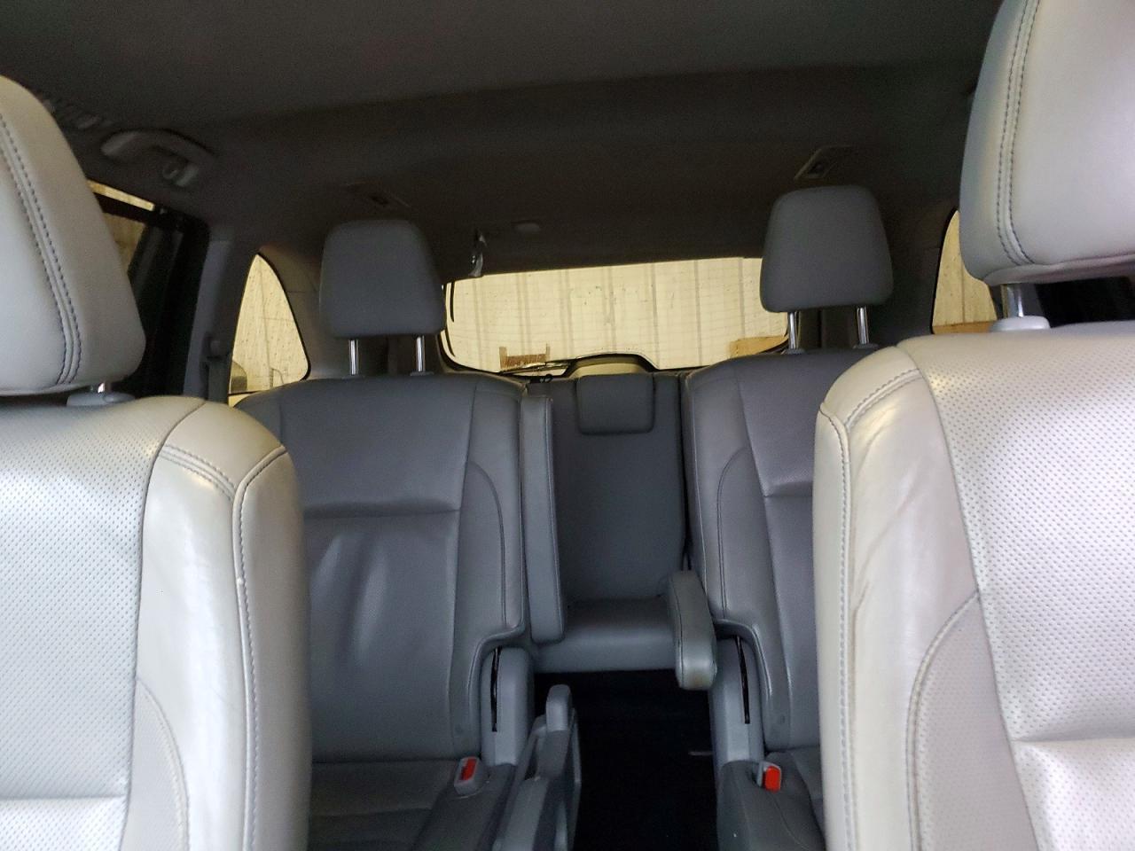 2015 Toyota Highlander Limited - zdjęcie 10