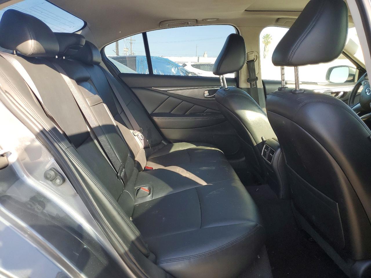 2016 Infiniti Q50 Base - zdjęcie 10