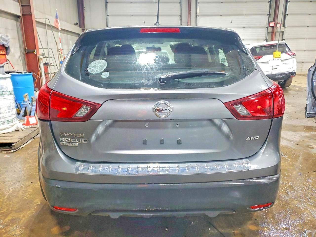 2017 Nissan Rogue Sport S - zdjęcie 6