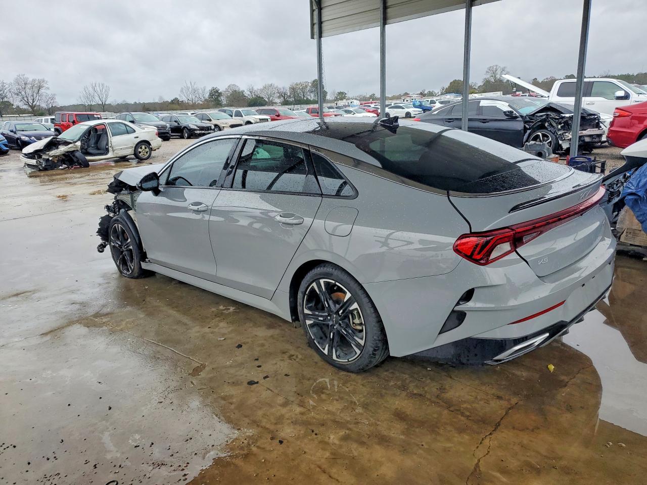 2024 Kia K5 Gt Line - zdjęcie 2