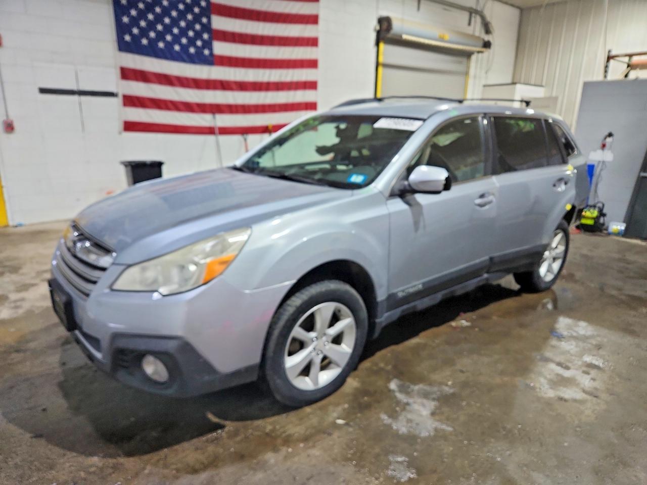 2014 Subaru Outback 2.5I Premium - zdjęcie główne