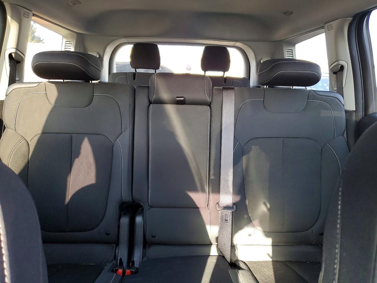 2021 Jeep Grand Cherokee L Laredo - zdjęcie 10