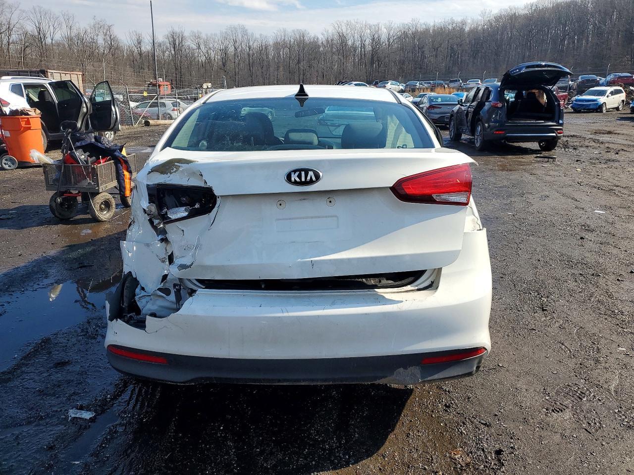 2017 Kia Forte Lx - zdjęcie 6