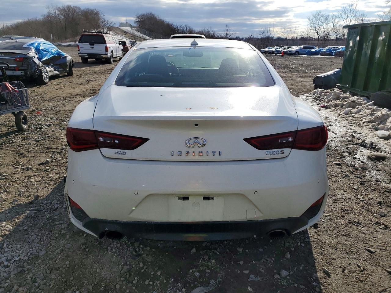 2021 Infiniti Q60 Red Sport 400 - zdjęcie 6
