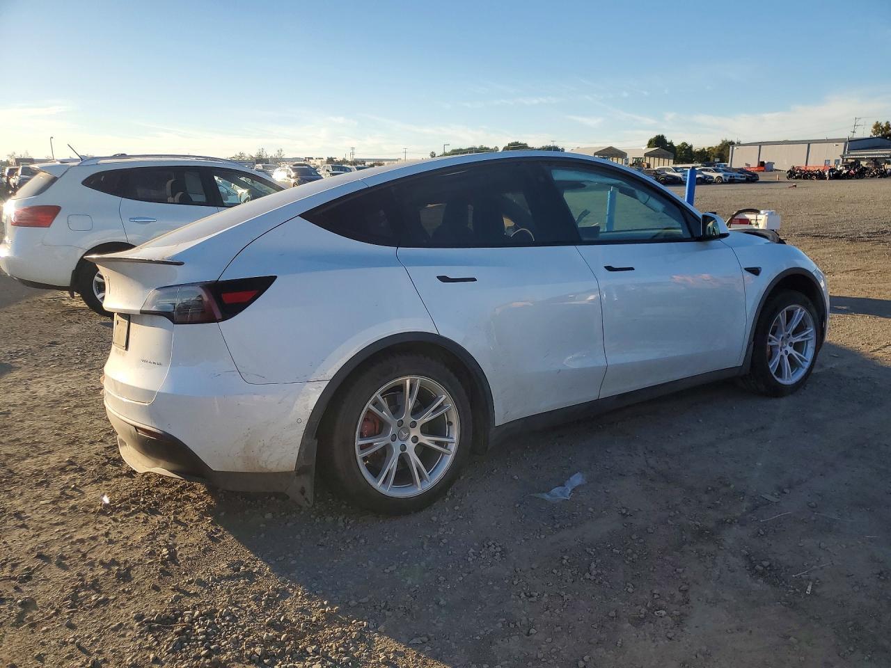 2021 Tesla Model Y - zdjęcie 3