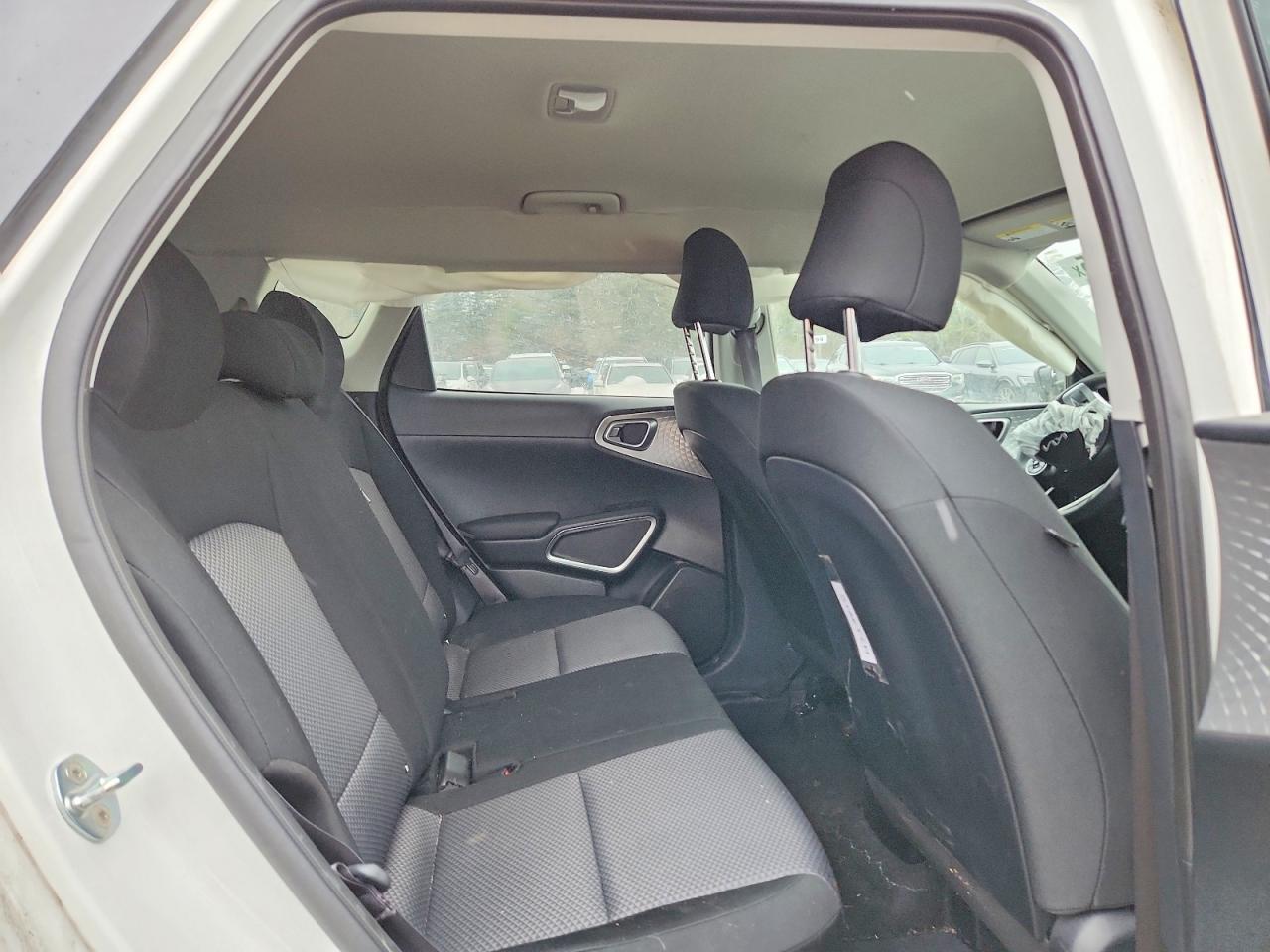 2022 Kia Soul Lx - zdjęcie 10