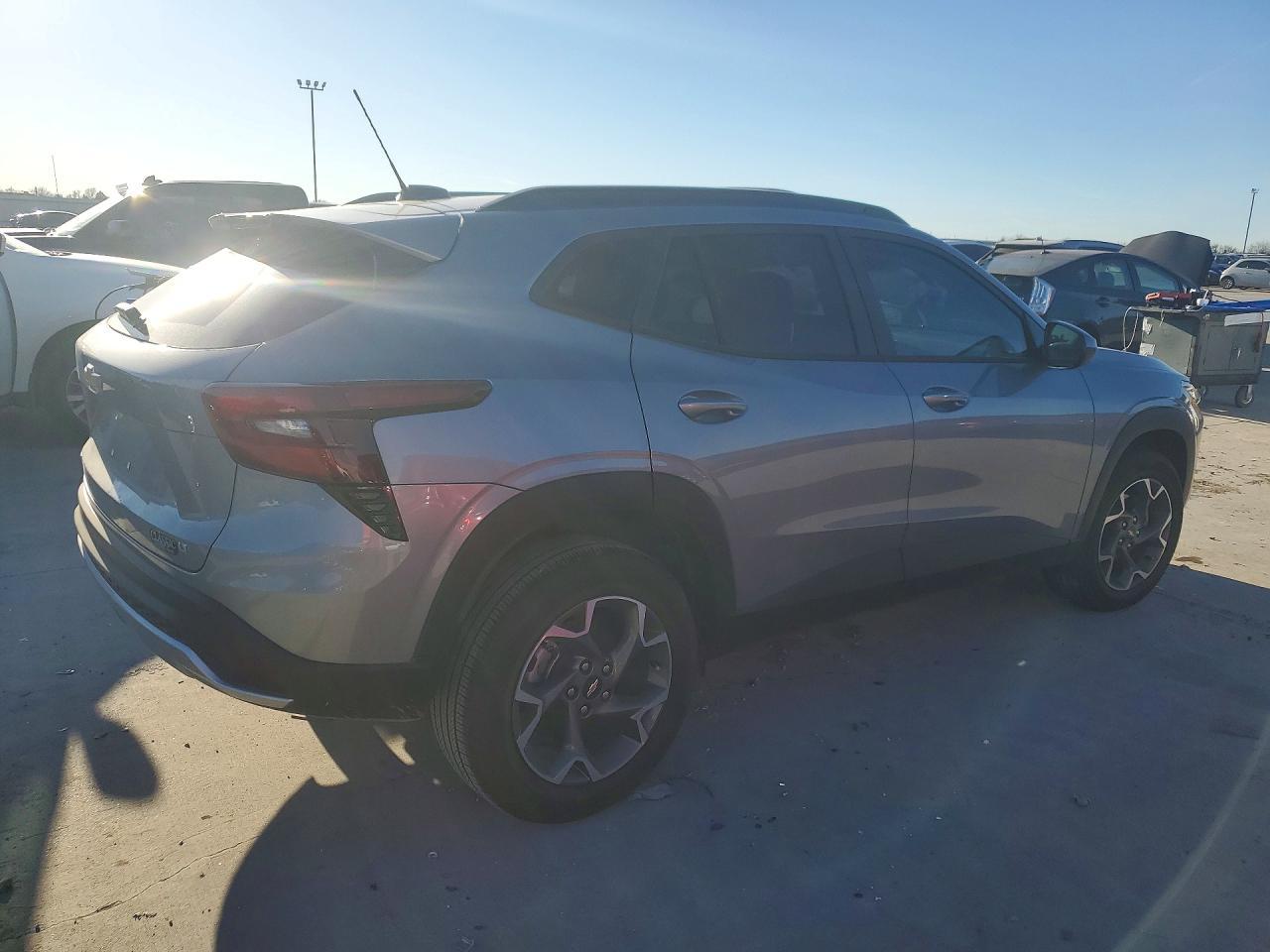 2025 Chevrolet Trax 1Lt - zdjęcie 3