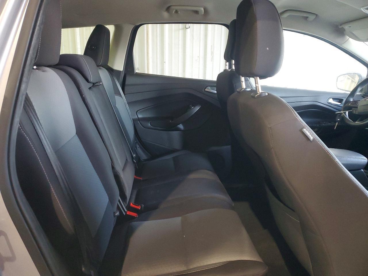 2018 Ford Escape - zdjęcie 11