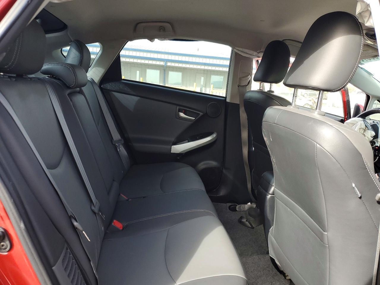 2015 Toyota Prius Five - zdjęcie 10