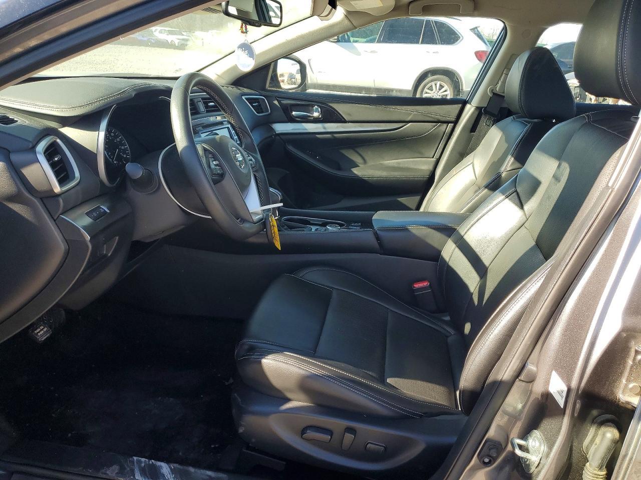 2021 Nissan Maxima - zdjęcie 7