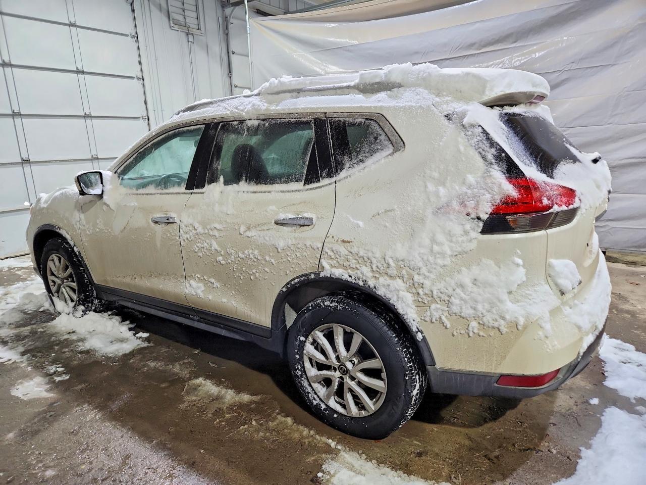 2017 Nissan Rogue Sv - zdjęcie 2