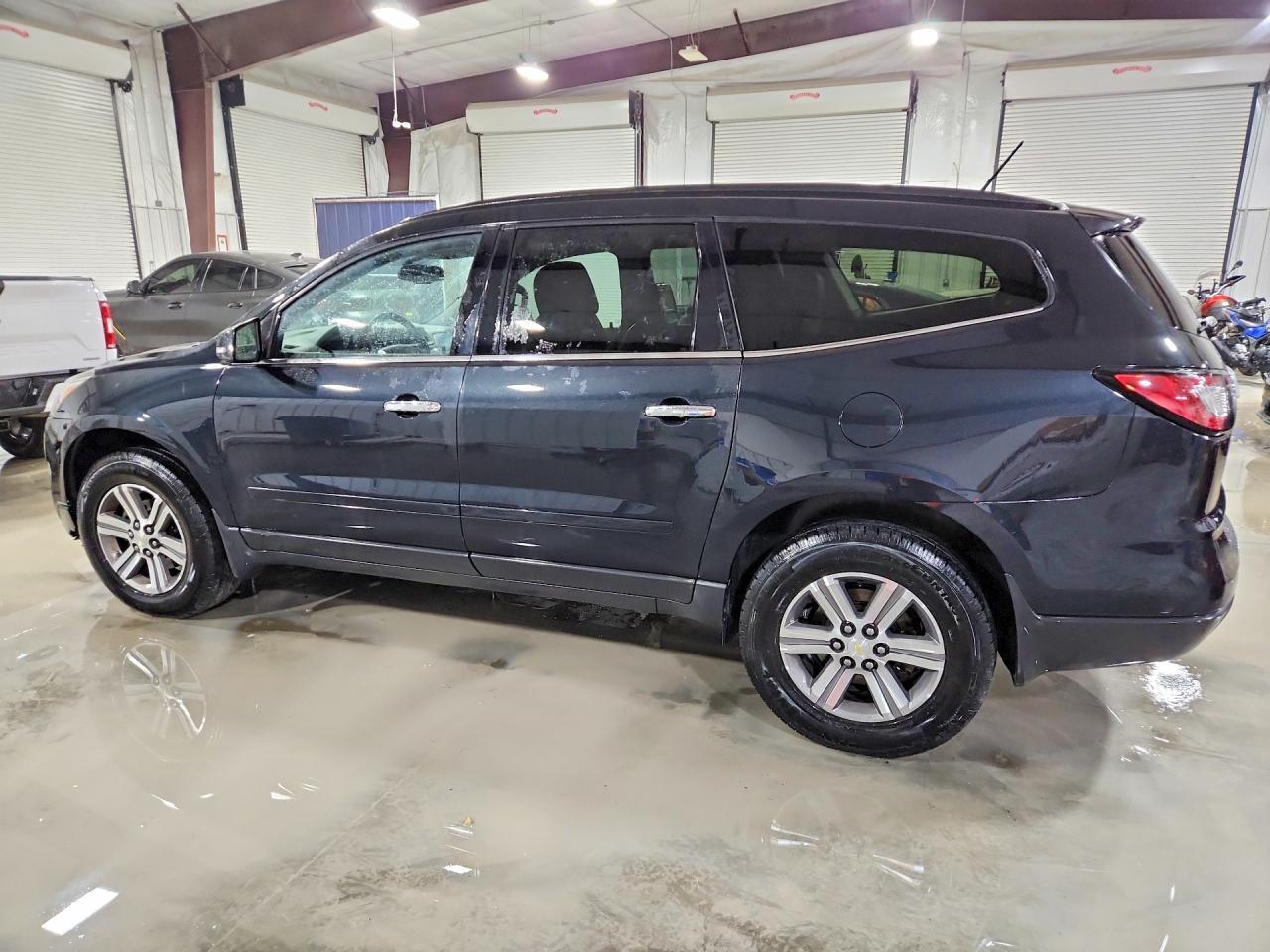 2015 Chevrolet Traverse Lt - zdjęcie 2