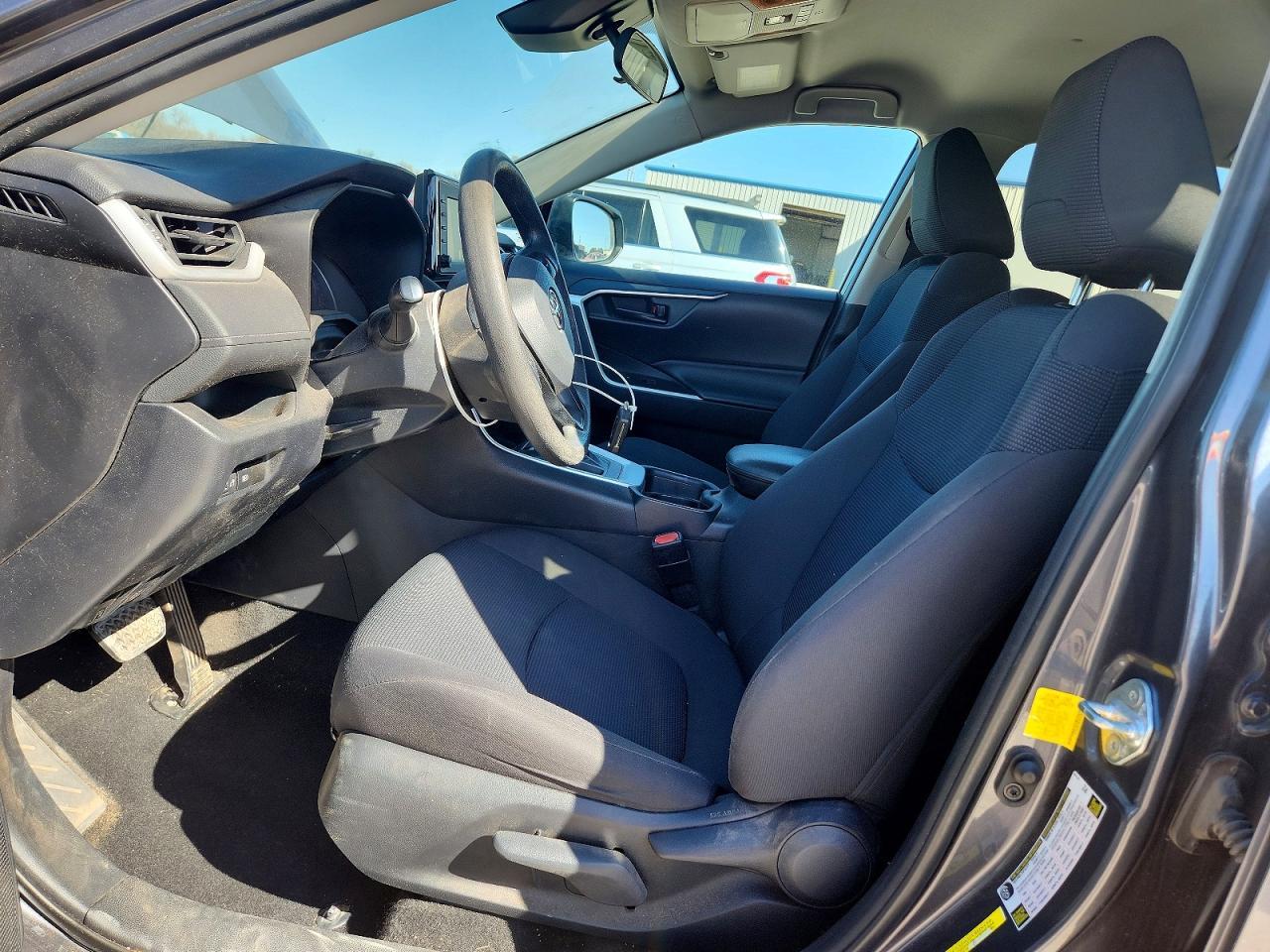2019 Toyota Rav4 Le - zdjęcie 7