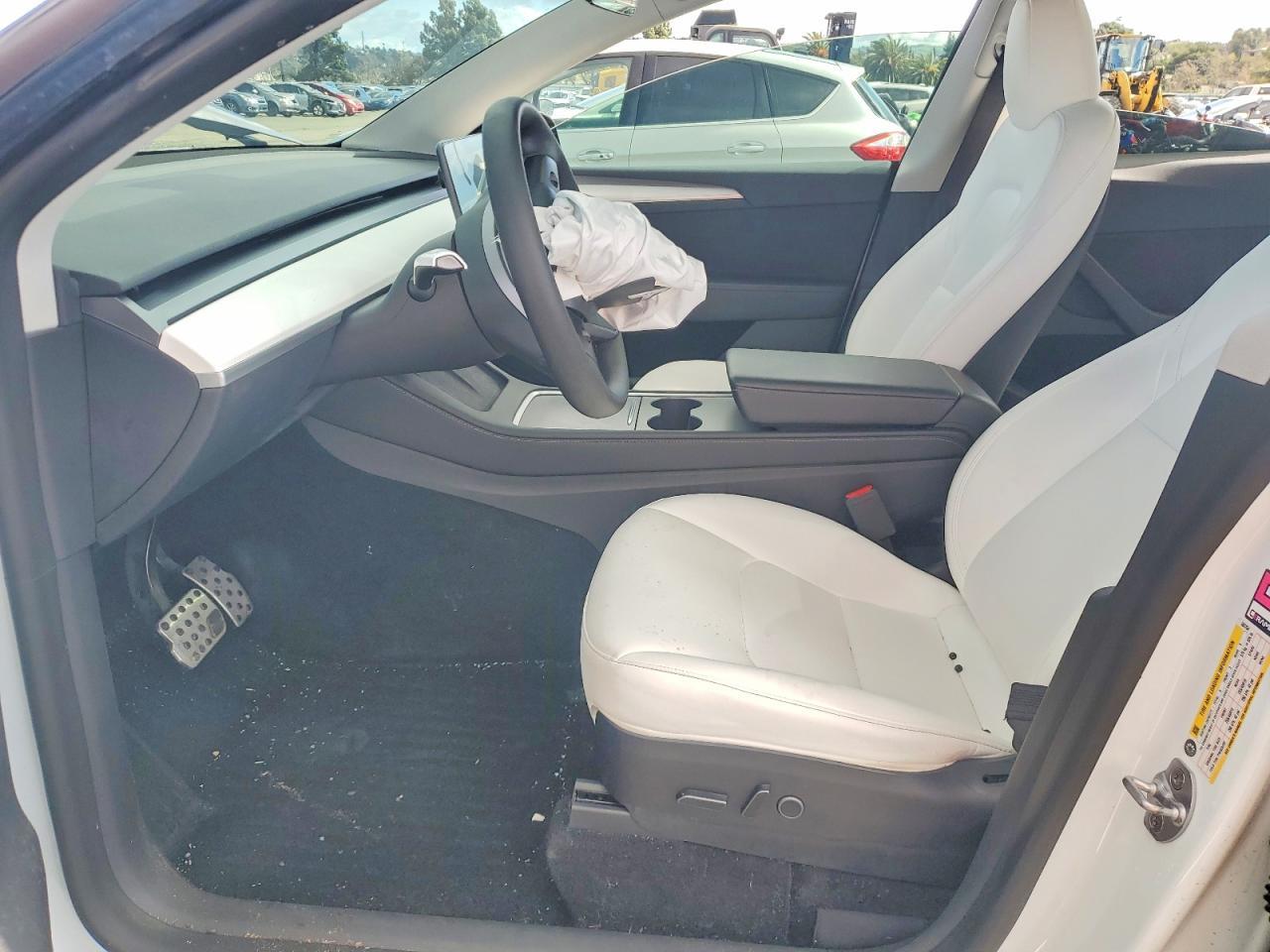 2023 Tesla Model Y - zdjęcie 7