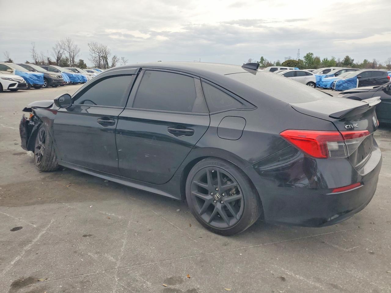 2022 Honda Civic Sport - zdjęcie 2