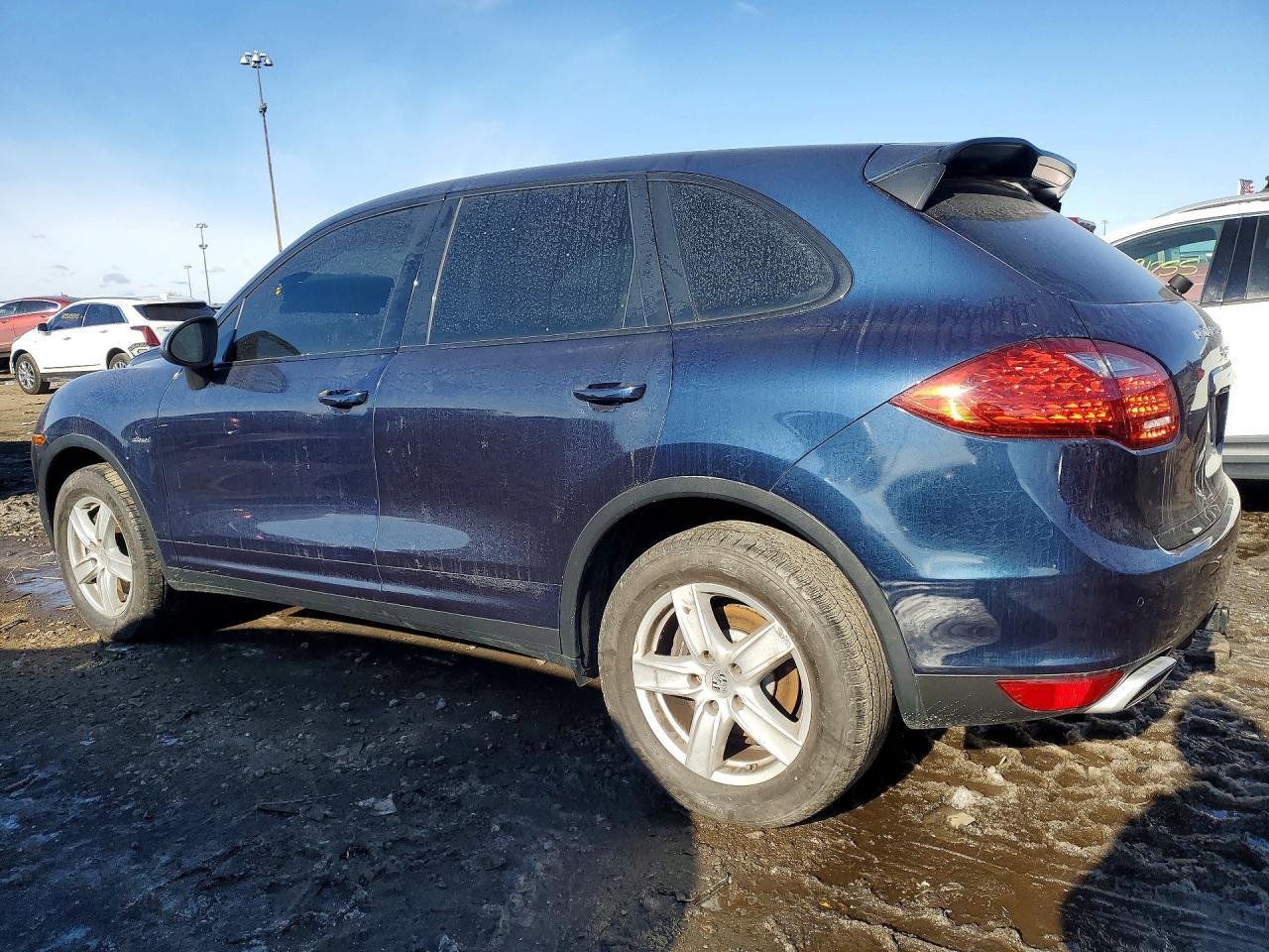 2013 Porsche Cayenne - zdjęcie 2