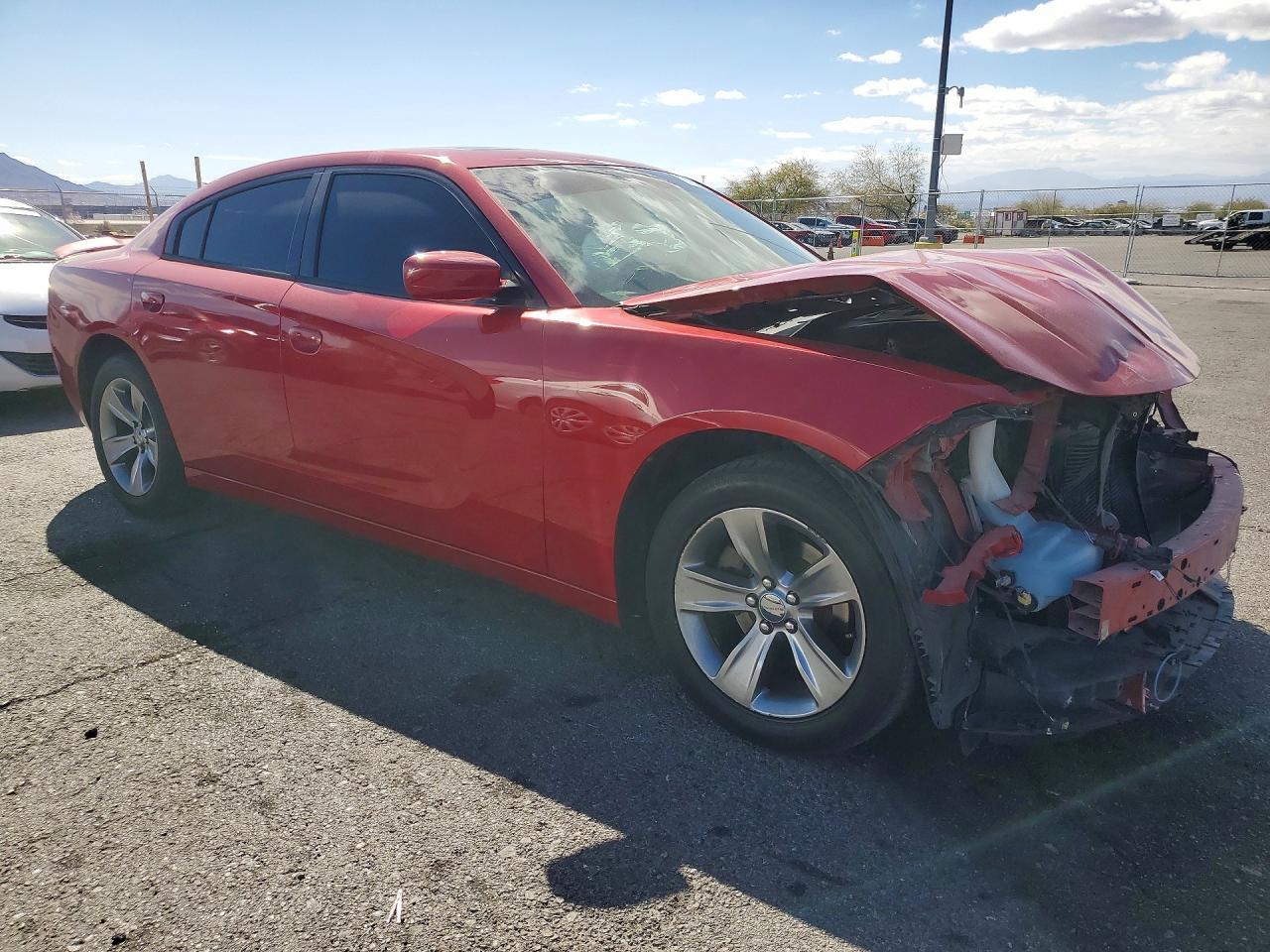 2016 Dodge Charger Sxt - zdjęcie 4