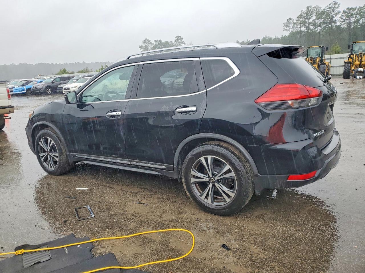 2017 Nissan Rogue Sl - zdjęcie 2