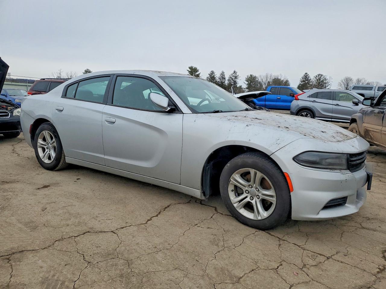2020 Dodge Charger Sxt - zdjęcie 4