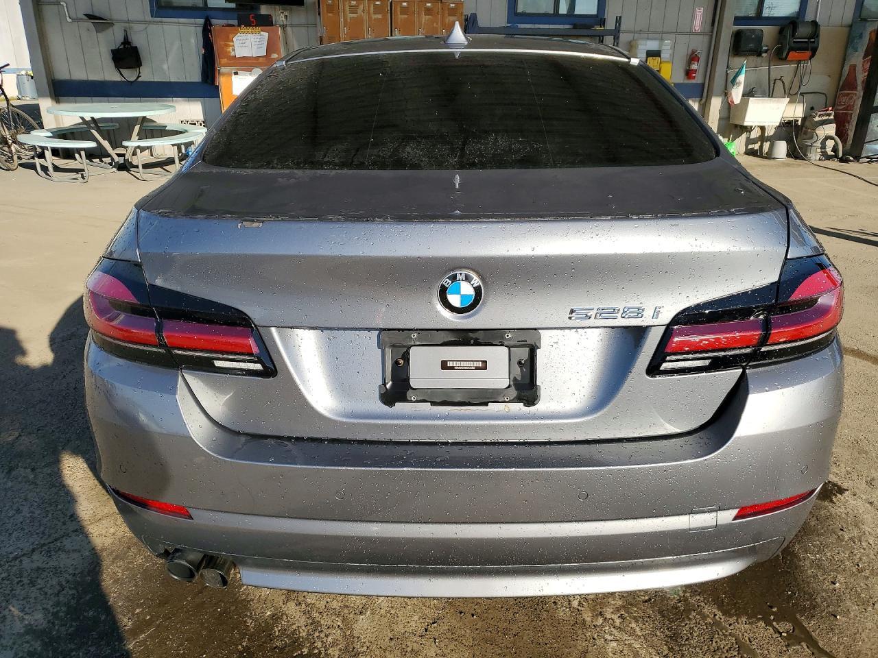 2013 BMW 528 I - zdjęcie 6