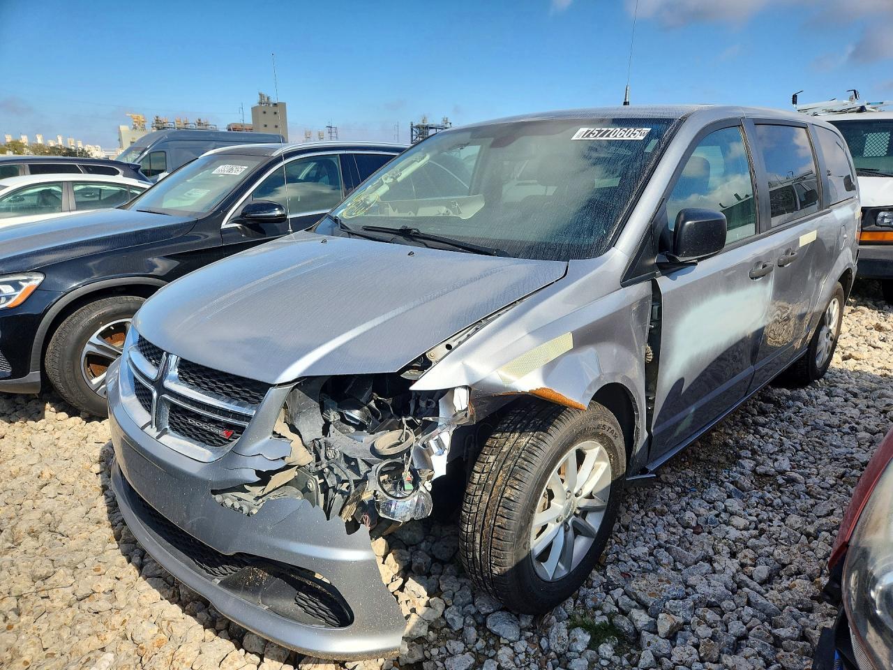 2020 Dodge Grand Caravan Se - zdjęcie główne